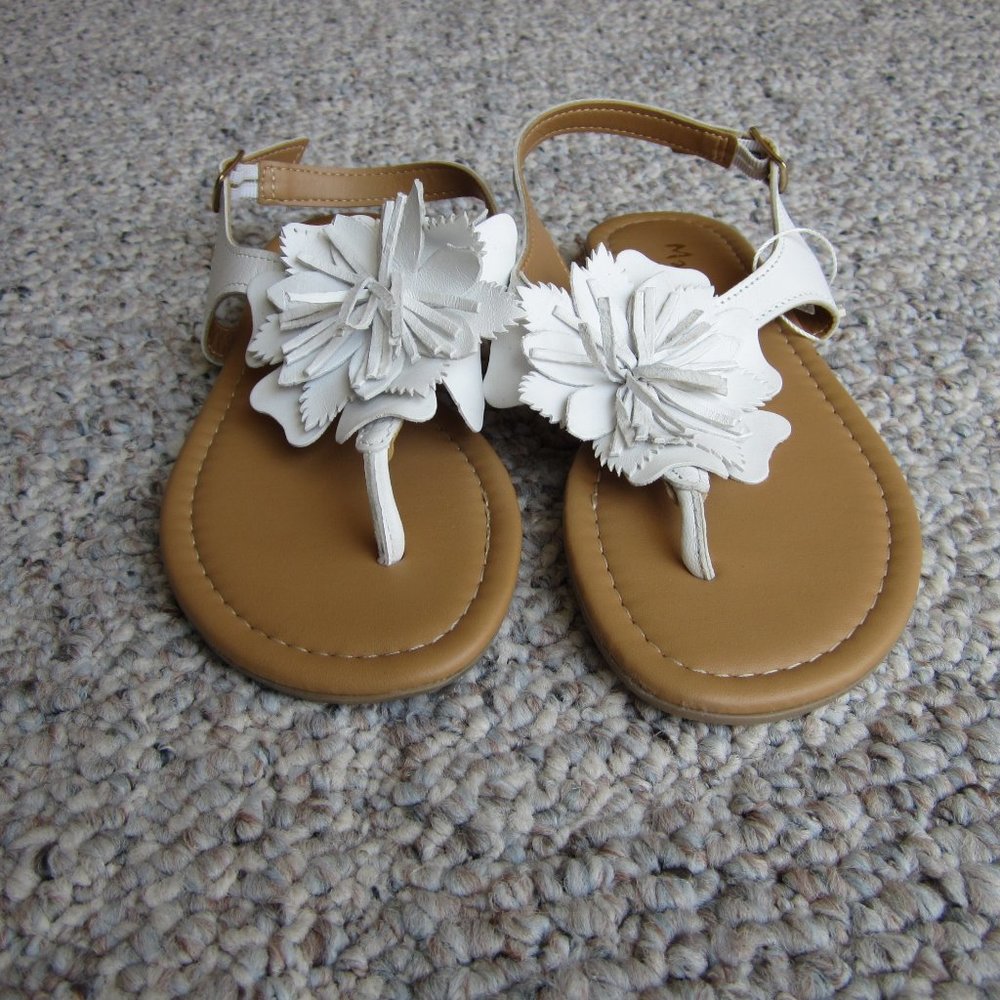 Mariella Thong Flower Sandal